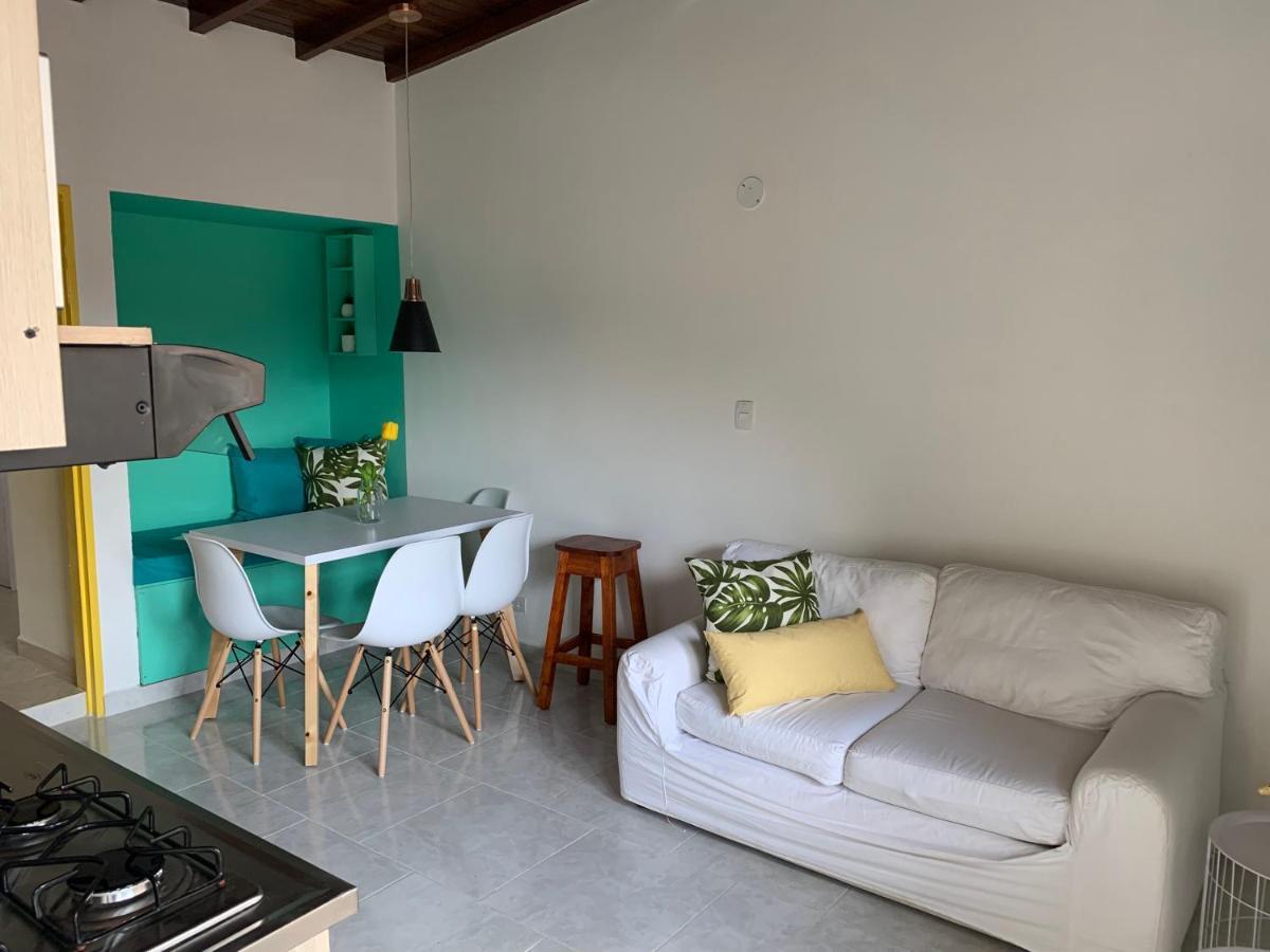 Apartamento Remodelado En El Mejor Sitio Del Centro De Aris 401 *